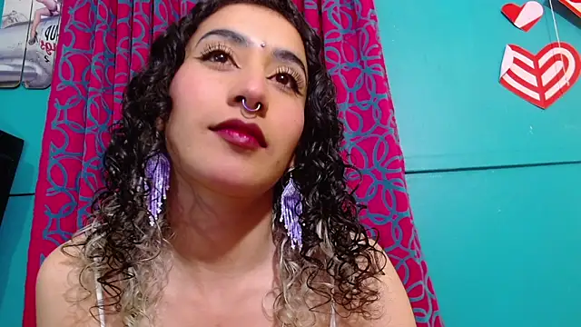 valerie mase online show from 12/22/25, 09:04