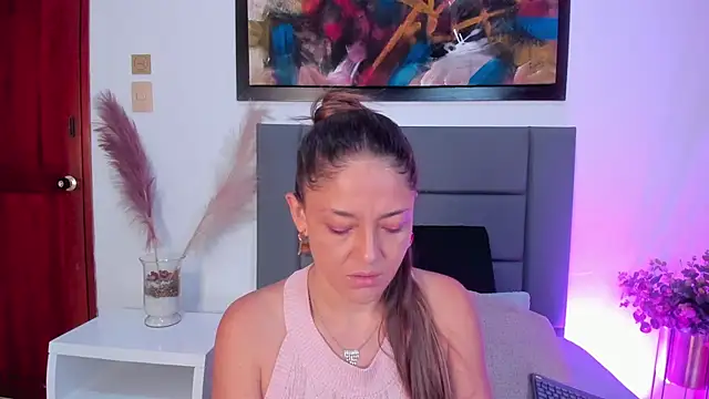 EloiseQuinn online show from 09/11/25, 12:38