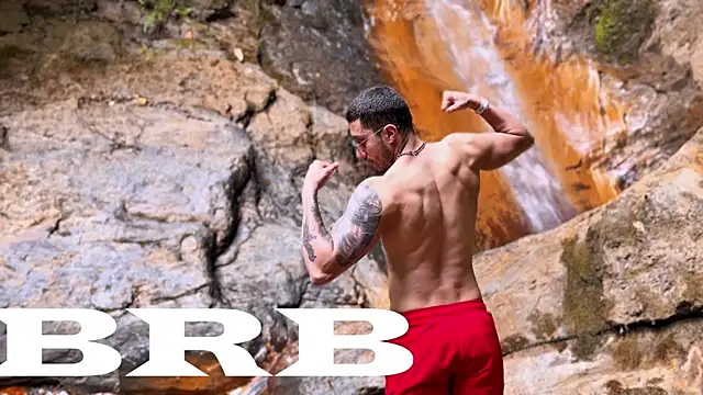 Snapshot of Nathan_rivers chatting on 10/24/25, 02:49 Nathan rivers online show from 10/24/25, 02:49