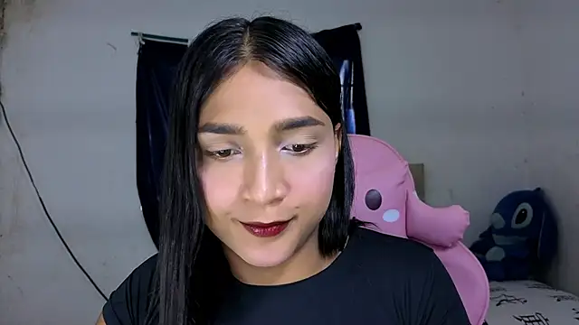 Snapshot of Miss_noah18 chatting on 09/09/25, 08:18 Miss noah18 online show from 09/09/25, 08:18