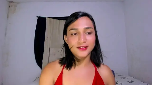 Snapshot of Miss_noah18 chatting on 02/10/25, 12:08 Miss noah18 online show from 02/10/25, 12:08