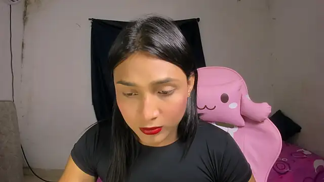 Snapshot of Miss_noah18 chatting on 10/15/25, 09:56 Miss noah18 online show from 10/15/25, 09:56