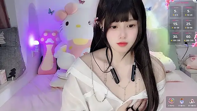 Snapshot of Alien1227 chatting on 09/12/25, 01:55 Alien1227 online show from 09/12/25, 01:55