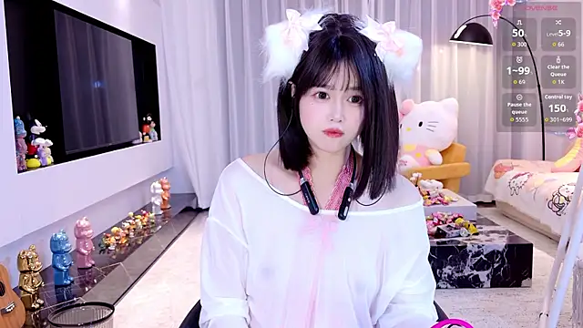 Snapshot of Alien1227 chatting on 11/12/25, 01:48 Alien1227 online show from 11/12/25, 01:48