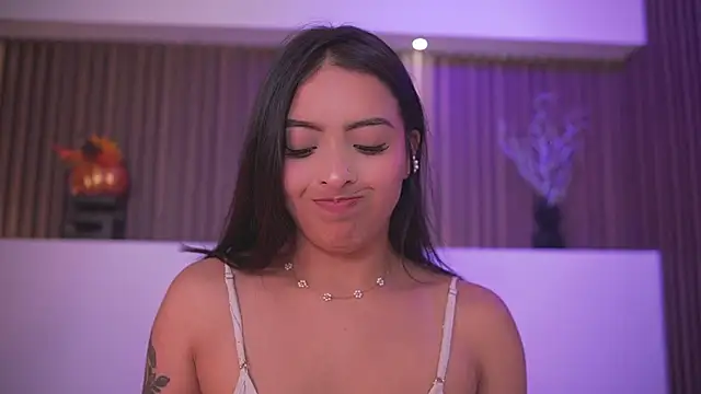Camila dupont online show from 05/13/26, 03:57