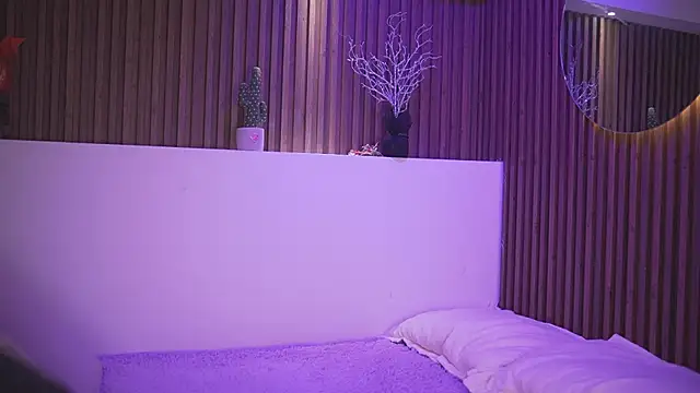 Camila dupont online show from 04/07/26, 03:30