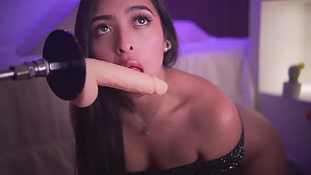 Camila dupont online show from 11/26/25, 07:30