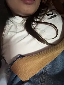 lunagonzales lima 2007 online show from 11/02/25, 02:16