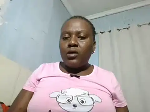 Snapshot of ThamiXX chatting on 01/16/25, 12:01 ThamiXX online show from 01/16/25, 12:01