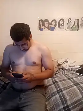 k1oudE online show from 02/11/26, 04:23