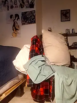 k1oudE online show from 10/27/25, 03:35