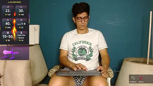 Noah-cock online show from 11/17/25, 05:00