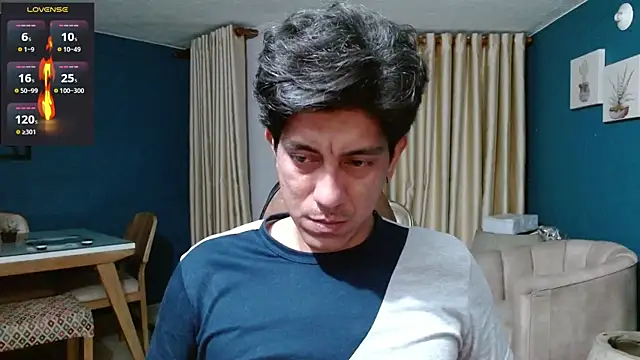 Snapshot of Noah-cock chatting on 06/02/26, 06:13 Noah-cock online show from 06/02/26, 06:13