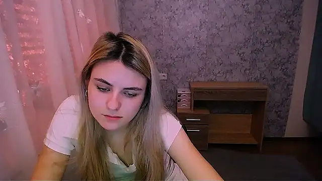 shy sabrina  online show from 02/14/25, 10:49