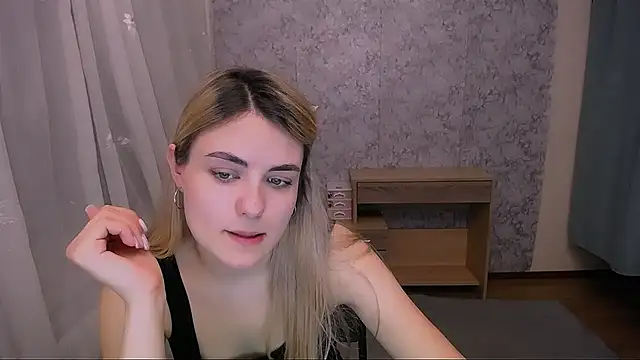 shy sabrina  online show from 03/05/25, 06:34