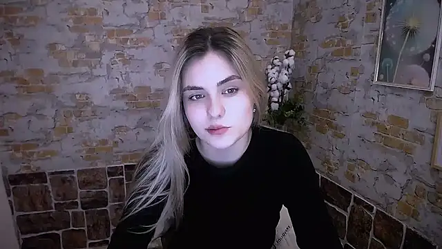 shy sabrina  online show from 03/21/25, 05:45