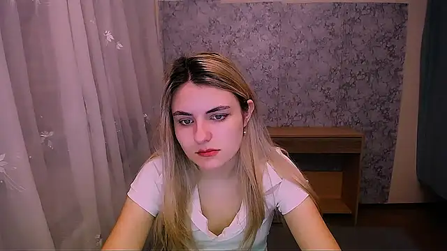 shy sabrina  online show from 02/18/25, 07:32