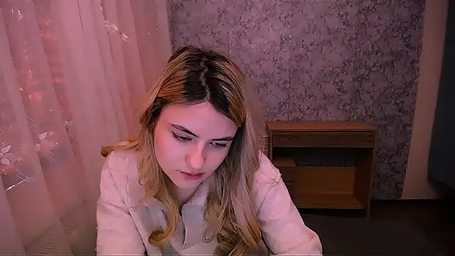 shy sabrina  online show from 02/21/25, 08:40