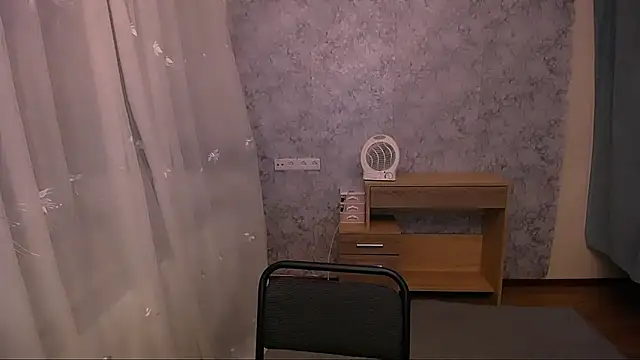 shy sabrina  online show from 03/10/25, 08:34