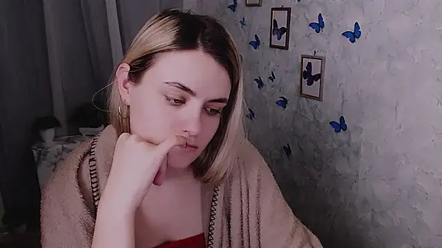 shy sabrina  online show from 03/19/25, 12:26