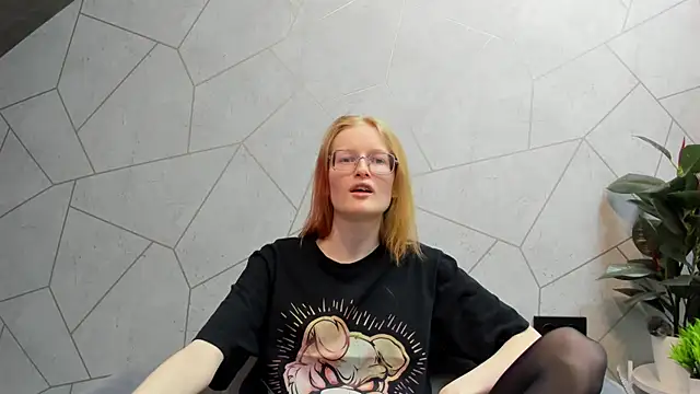 ElizabethHarpper online show from 02/13/25, 08:27