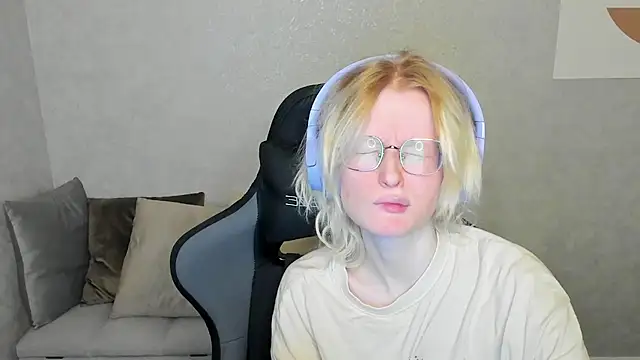 ElizabethHarpper online show from 09/27/25, 01:23