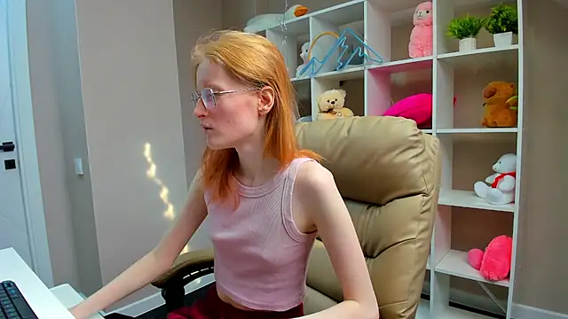 ElizabethHarpper online show from 03/12/25, 08:19