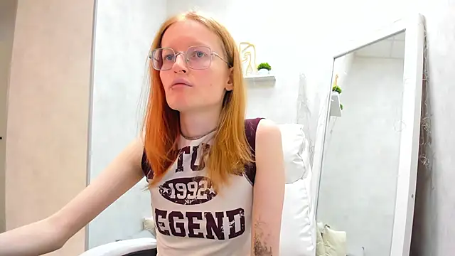 ElizabethHarpper online show from 03/06/25, 08:19