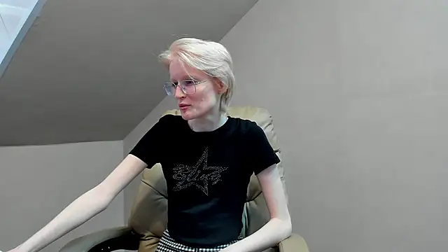 ElizabethHarpper online show from 03/21/25, 10:50