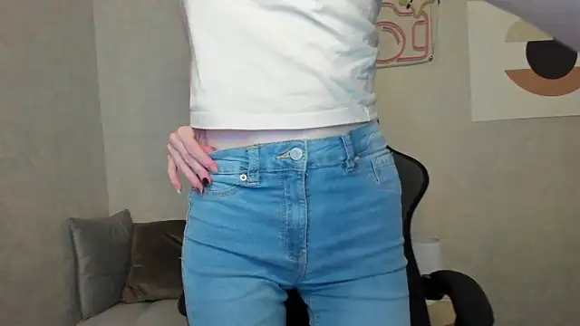 ElizabethHarpper online show from 09/22/25, 01:00