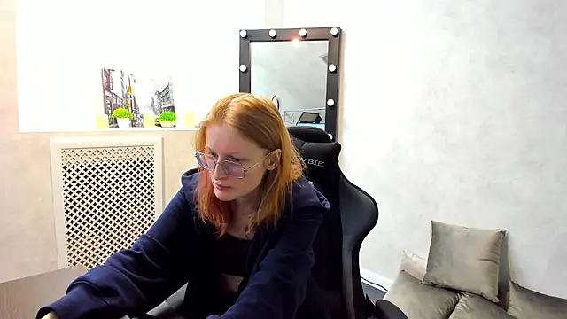 ElizabethHarpper online show from 02/12/25, 11:29