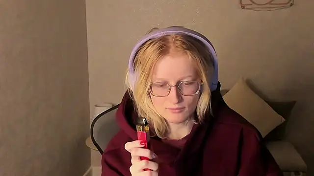 ElizabethHarpper online show from 11/25/25, 01:06