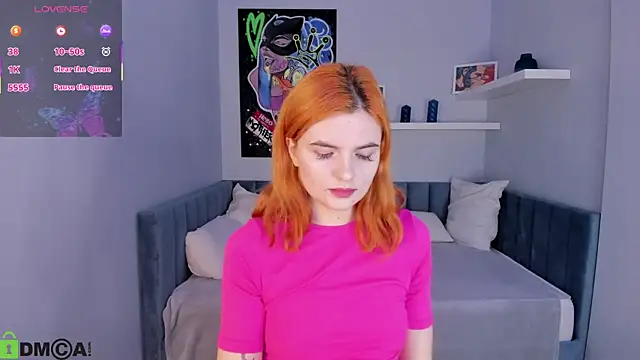 Snapshot of CharlotteMitchell chatting on 11/14/25, 09:24 CharlotteMitchell online show from 11/14/25, 09:24