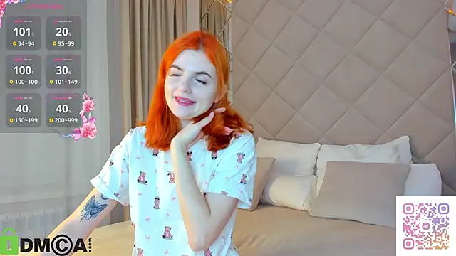 Snapshot of CharlotteMitchell chatting on 10/22/25, 12:10 CharlotteMitchell online show from 10/22/25, 12:10