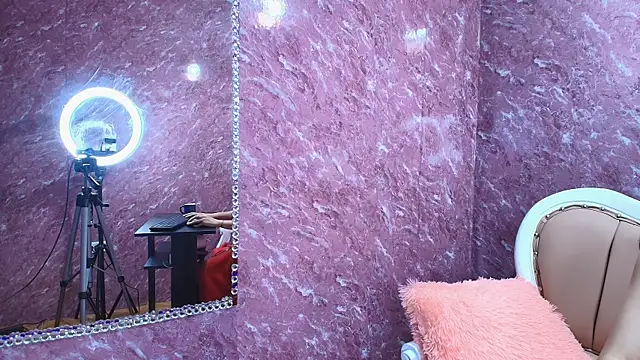 arissha lee online show from 03/23/25, 07:42