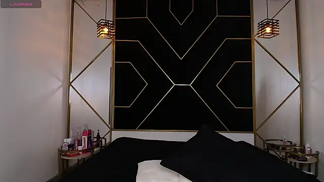 Snapshot of RyanPricee chatting on 10/23/25, 04:22 RyanPricee online show from 10/23/25, 04:22