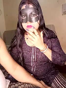 Hot muskaan online show from 05/05/26, 05:05