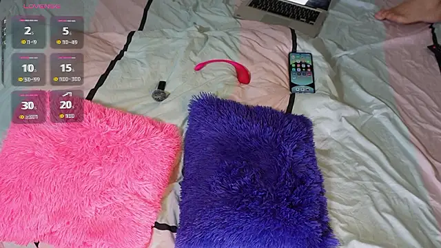 Rocket1978 online show from 03/26/26, 01:42