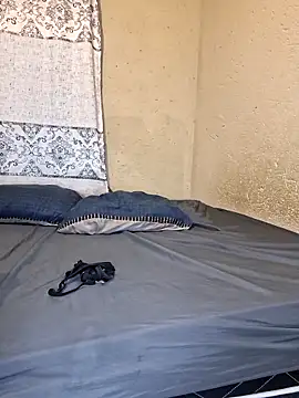 Snapshot of Danymash25 chatting on 10/14/25, 08:42 Danymash25 online show from 10/14/25, 08:42