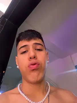 Angel Khouri online show from 11/09/25, 03:32