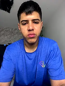 Snapshot of Angel_Khouri chatting on 09/28/25, 11:12 Angel Khouri online show from 09/28/25, 11:12