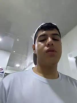 Snapshot of Angel_Khouri chatting on 02/26/26, 03:28 Angel Khouri online show from 02/26/26, 03:28