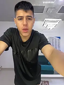 Snapshot of Angel_Khouri chatting on 03/03/26, 03:46 Angel Khouri online show from 03/03/26, 03:46