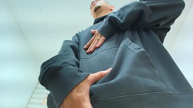 DAVID VICTORIAA online show from 02/14/26, 01:11