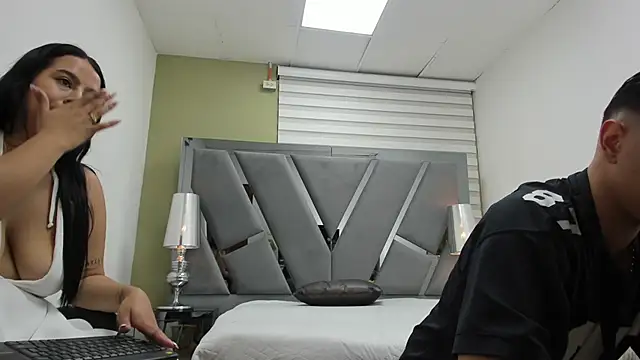 DAVID VICTORIAA online show from 06/04/26, 01:05