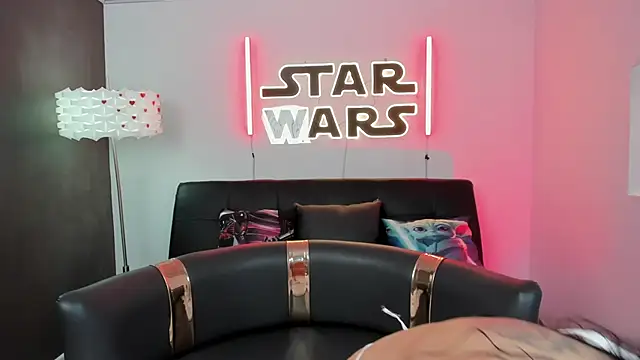 miss   evangeline online show from 03/31/26, 02:13