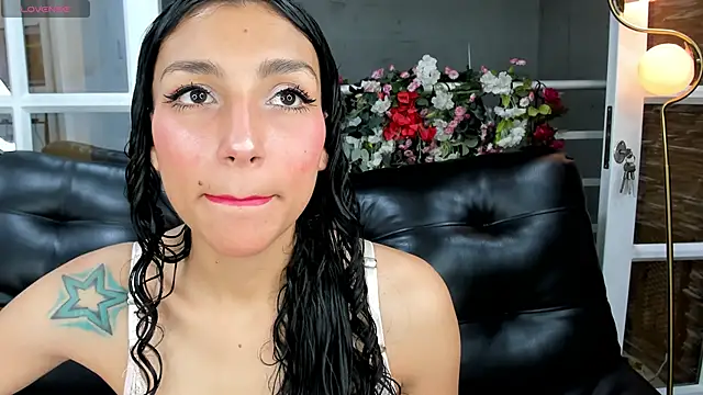 miss   evangeline online show from 03/21/25, 02:39