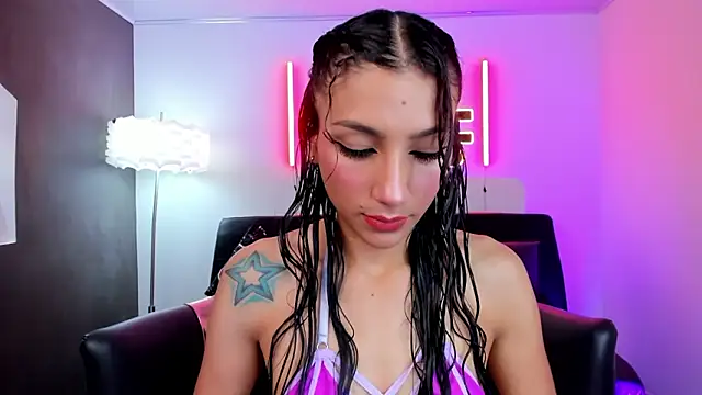 miss   evangeline online show from 02/04/26, 02:17