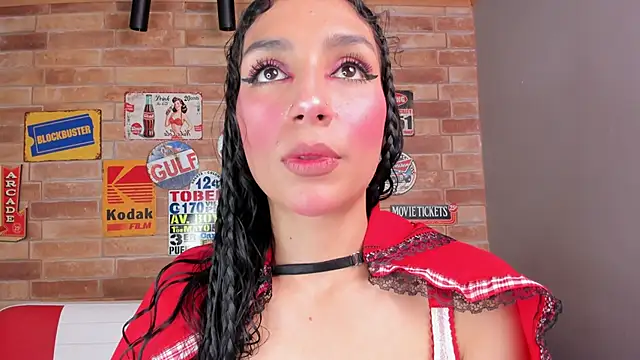 miss   evangeline online show from 10/27/25, 02:34