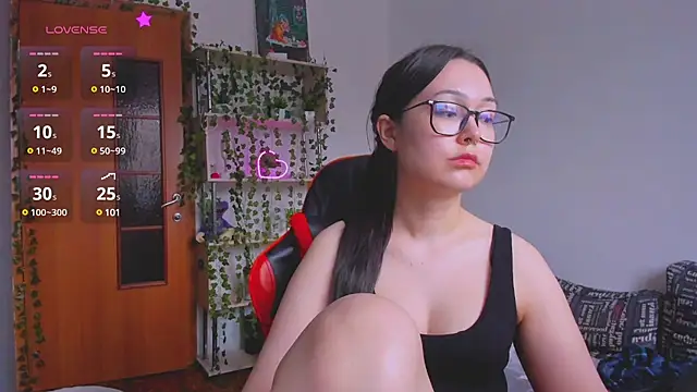 kittenrisha online show from 02/24/25, 09:21